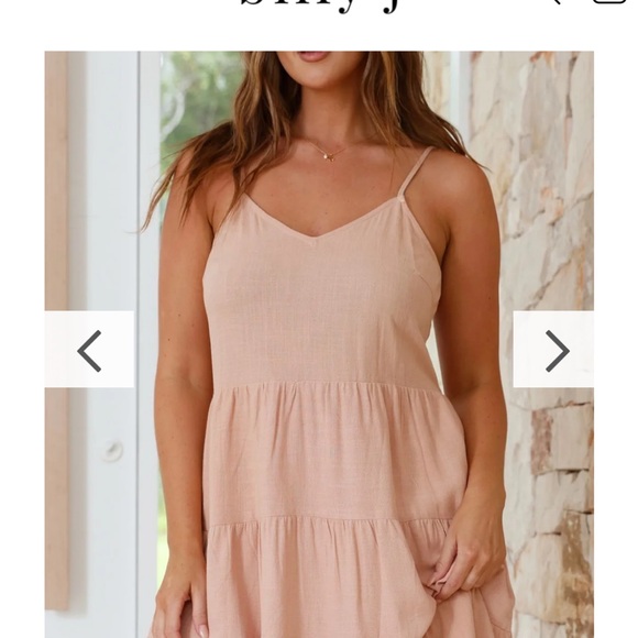 Billy J Blush Sleeveless Tiered Dress - Picture 5 of 9